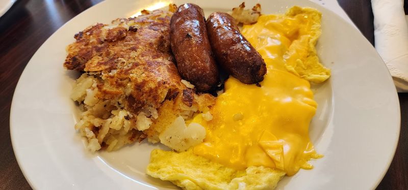 Omelets Built for Real Breakfast Appetites Omelets Built for Real Breakfast Appetites