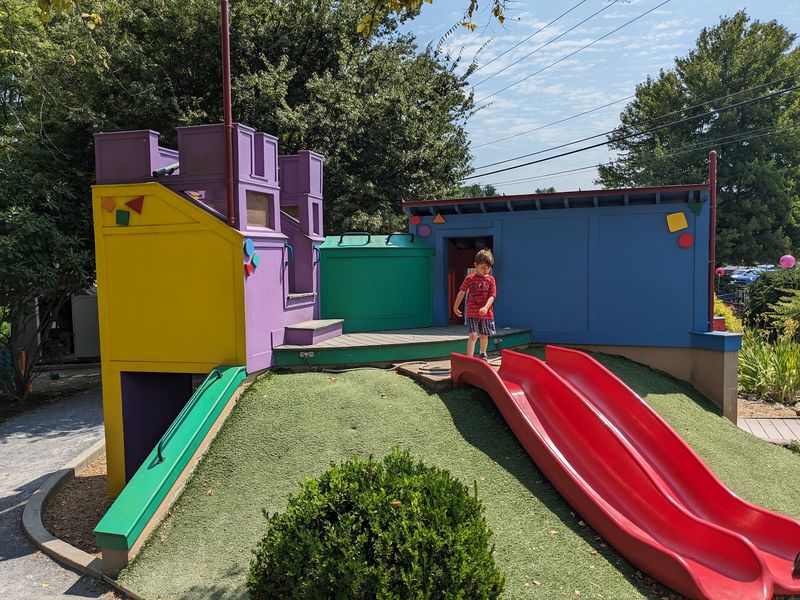 Outdoor Play Adds Fresh Air To The Visit Outdoor Play Adds Fresh Air To The Visit