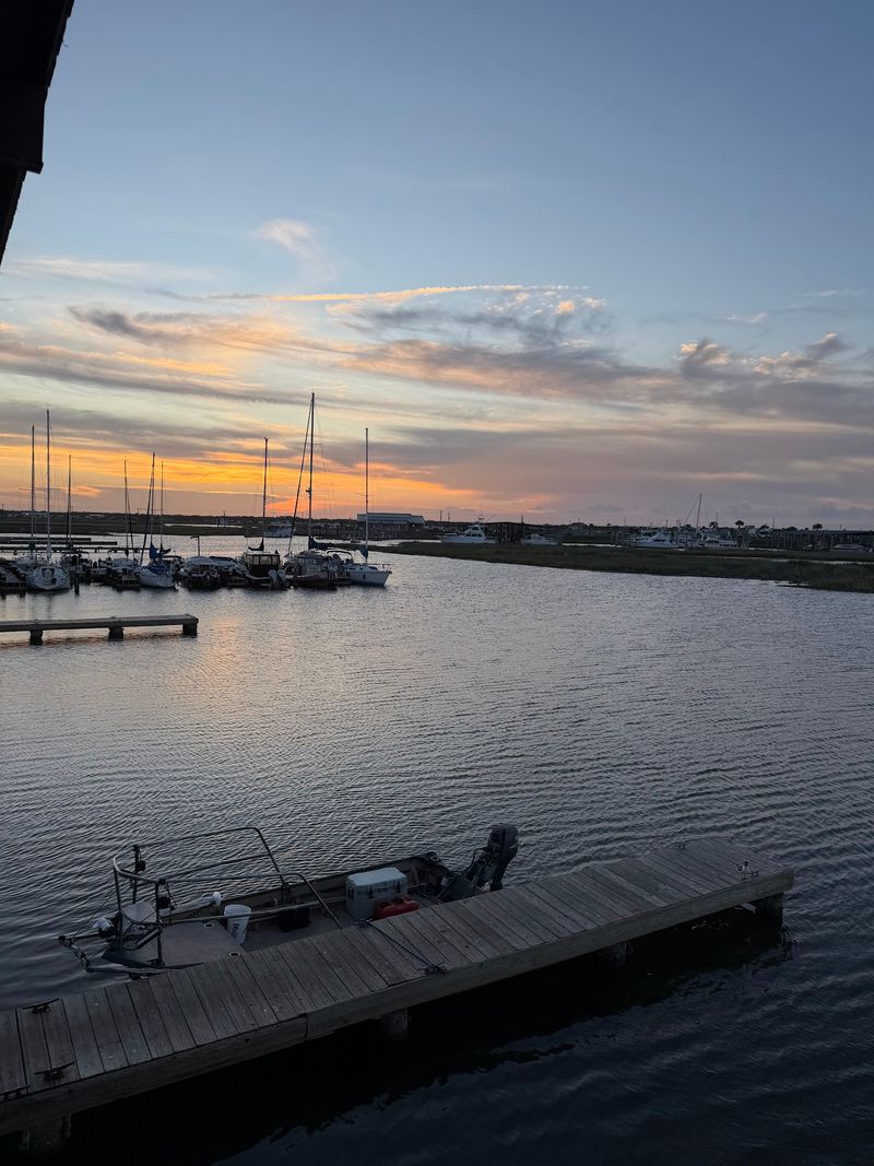 Paradise Key Dockside Bar & Grill (Rockport)