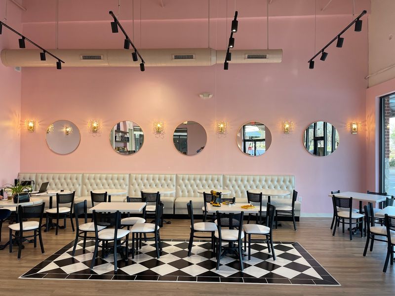Pattea Lou's Tea Room (Keller)