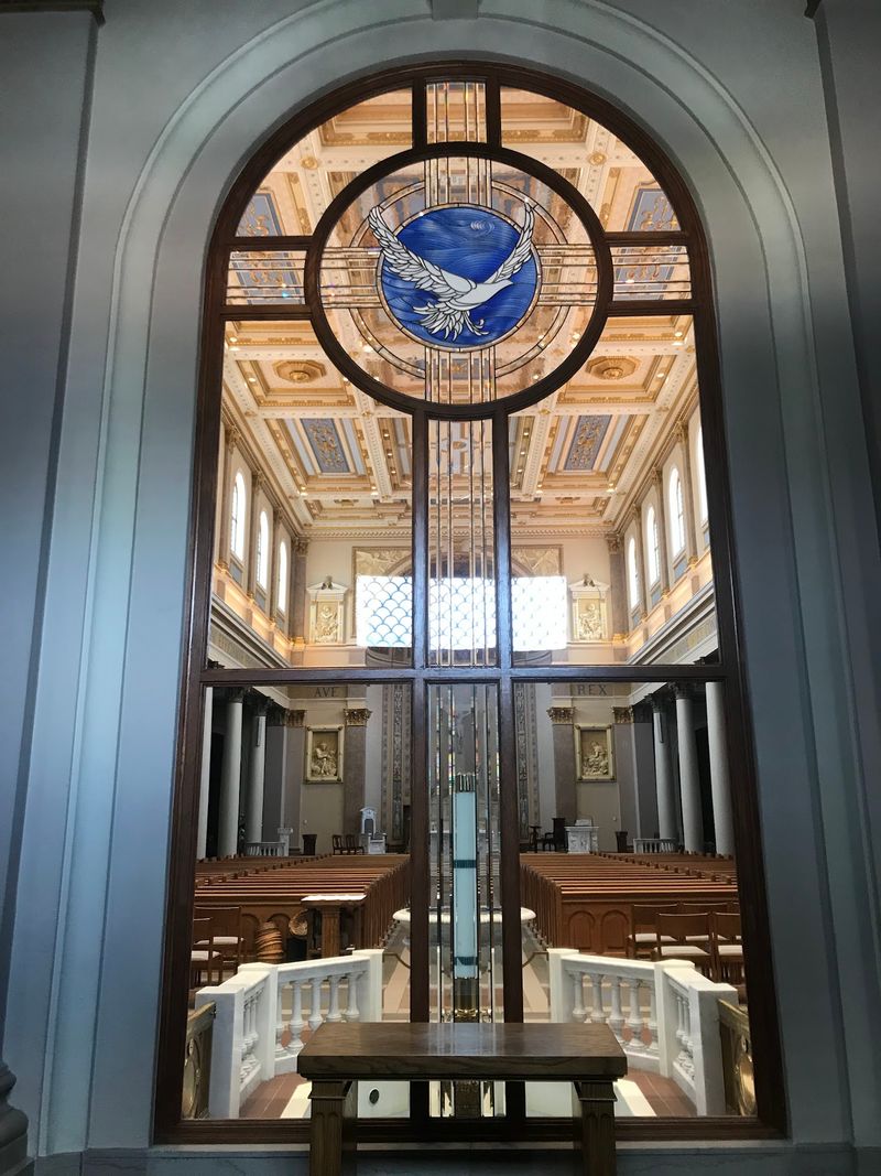 Peaceful Space for Prayer and Reflection in Busy Nashville
