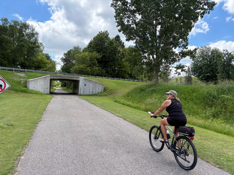 Pere Marquette Rail Trail - Midland Pere Marquette Rail Trail - Midland