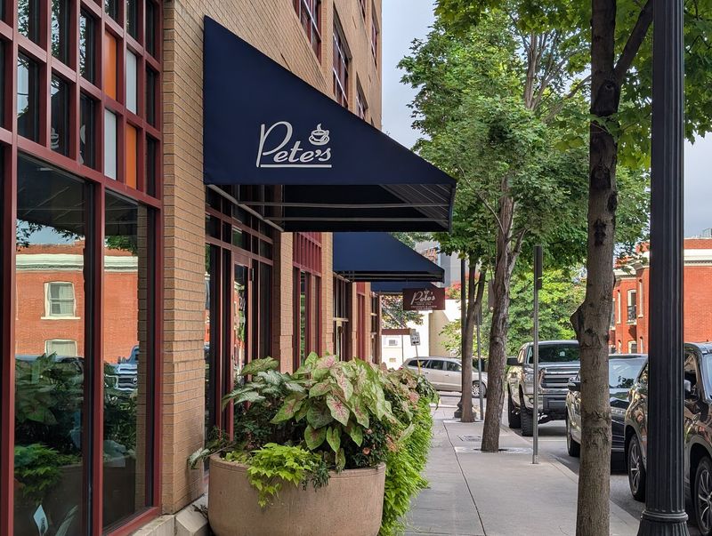 Pete's Restaurant & Coffee Shop, Knoxville Pete's Restaurant & Coffee Shop, Knoxville