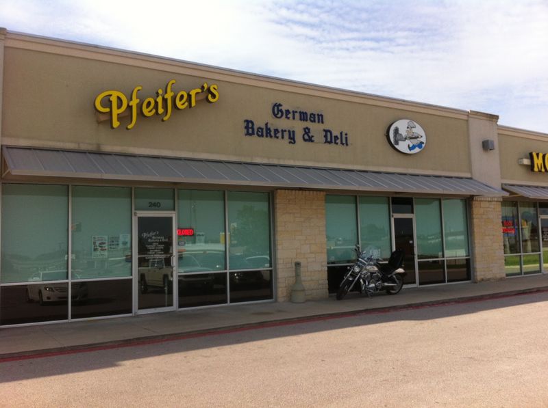 Pfeifer’s German Bakery & Deli (Harker Heights)