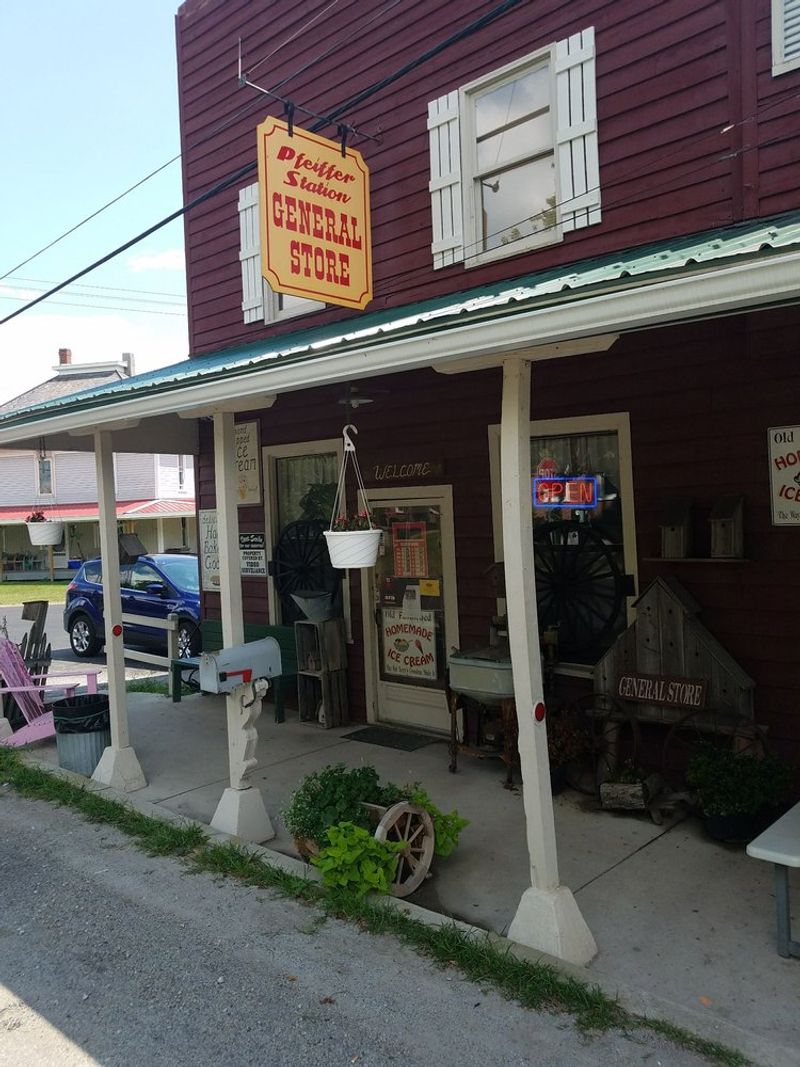 Pfeiffer Station General Store, Kenton