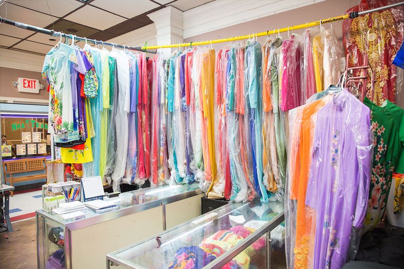 Phuong’s Tailor And Fabrics