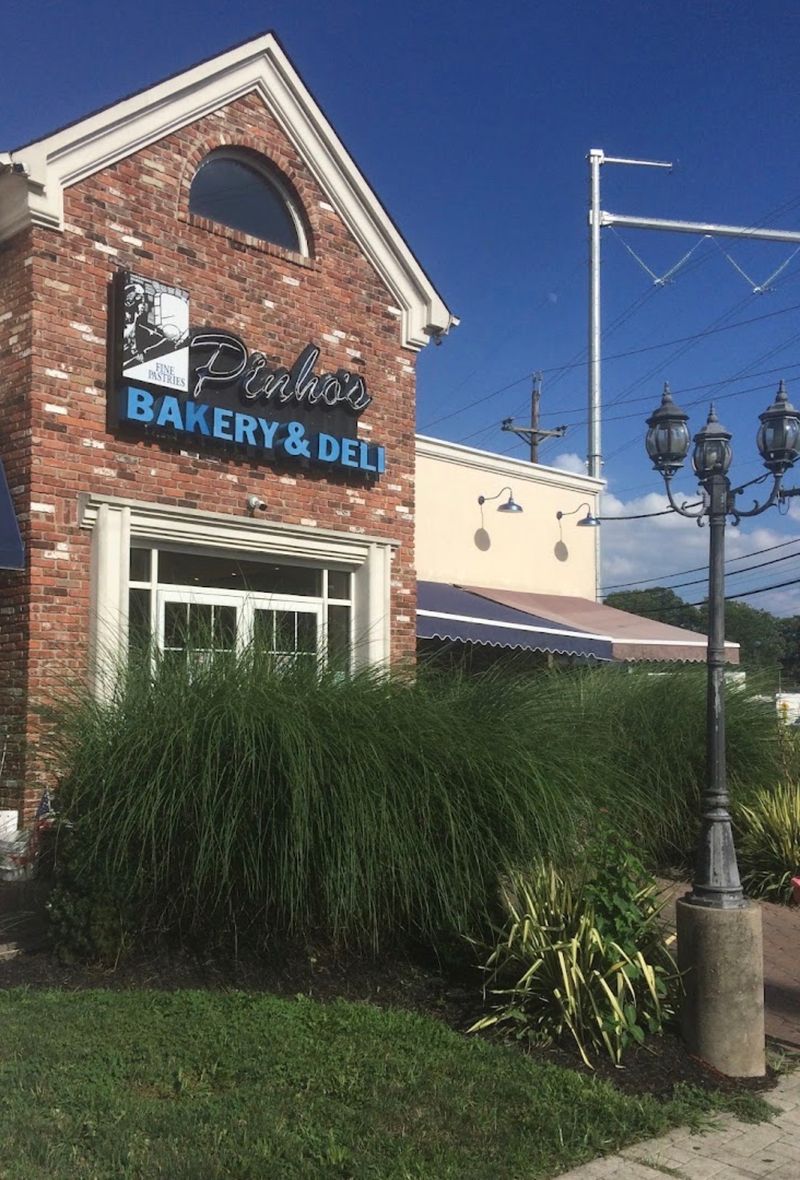 Pinho’s Bakery - Roselle