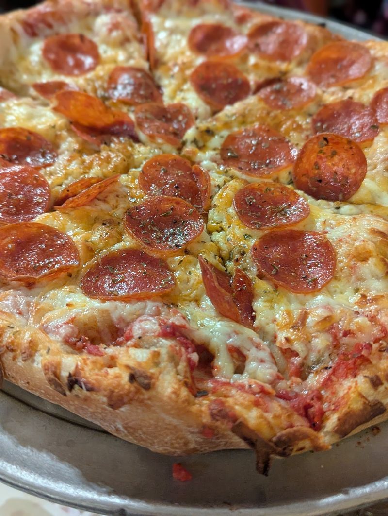 Pizza Makes Sharing Simple
