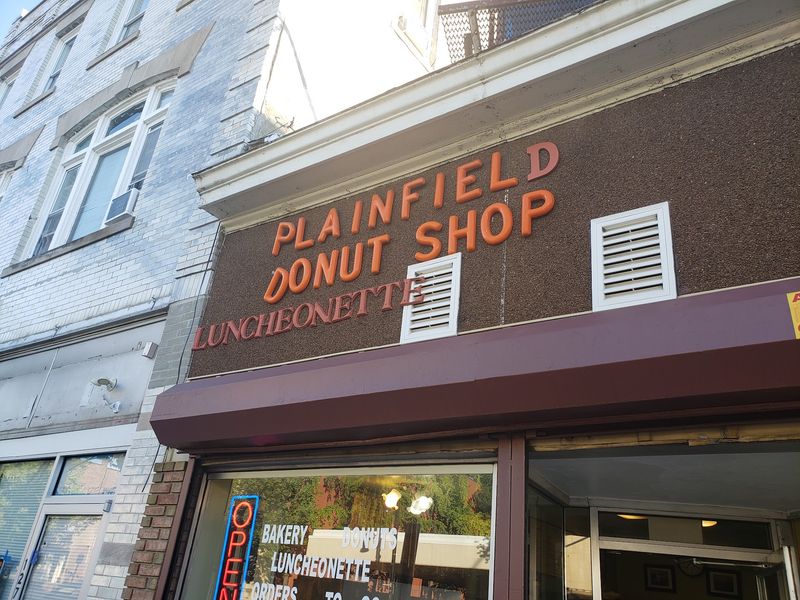 Plainfield Donut Shop & Luncheonette - Plainfield Plainfield Donut Shop & Luncheonette - Plainfield