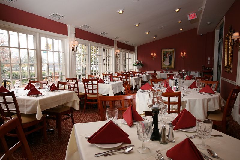 Plumsteadville Inn - Pipersville Plumsteadville Inn - Pipersville