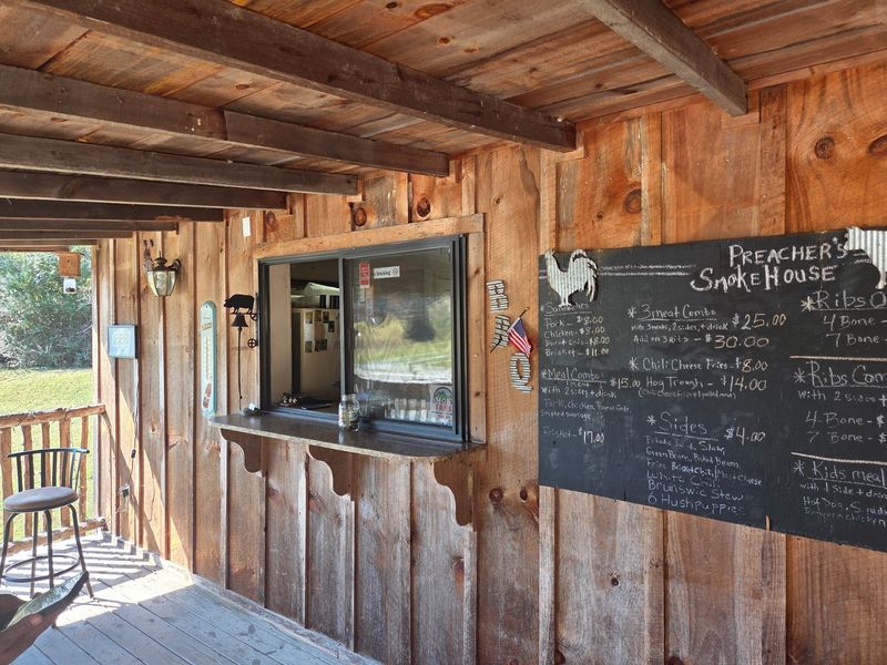 Preacher's Smokehouse, Sevierville