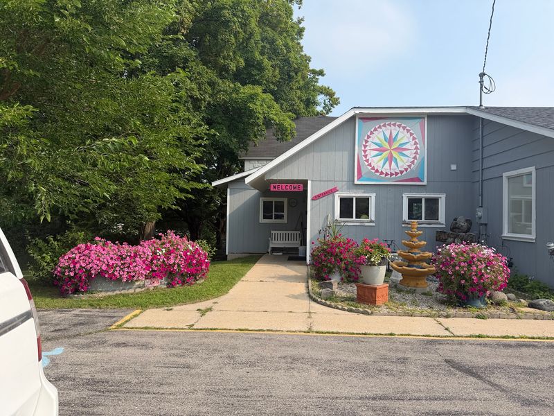 Renee’s House of Quilting - Williamsburg