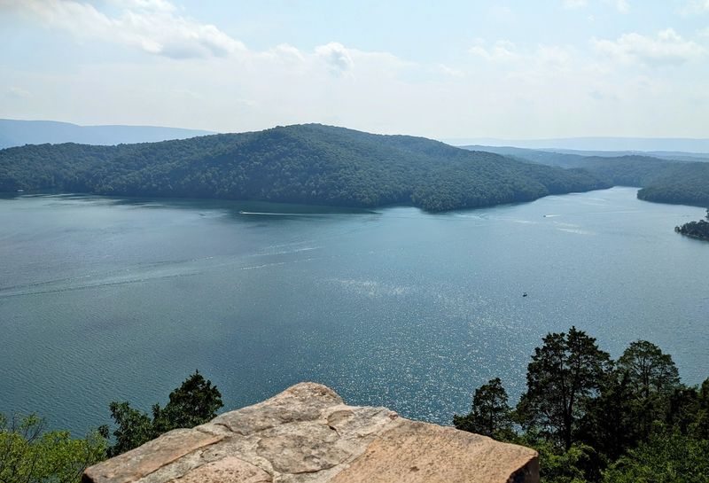 Respecting Wildlife Keeps Raystown Enjoyable Respecting Wildlife Keeps Raystown Enjoyable