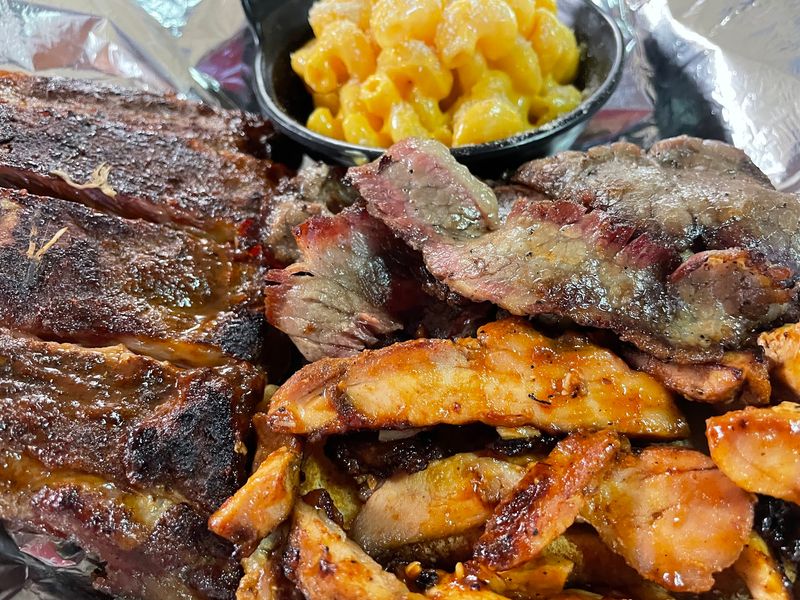 Ribs, Wings, And Burgers Share The Spotlight