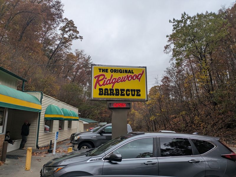 Ridgewood Barbecue, Bluff City