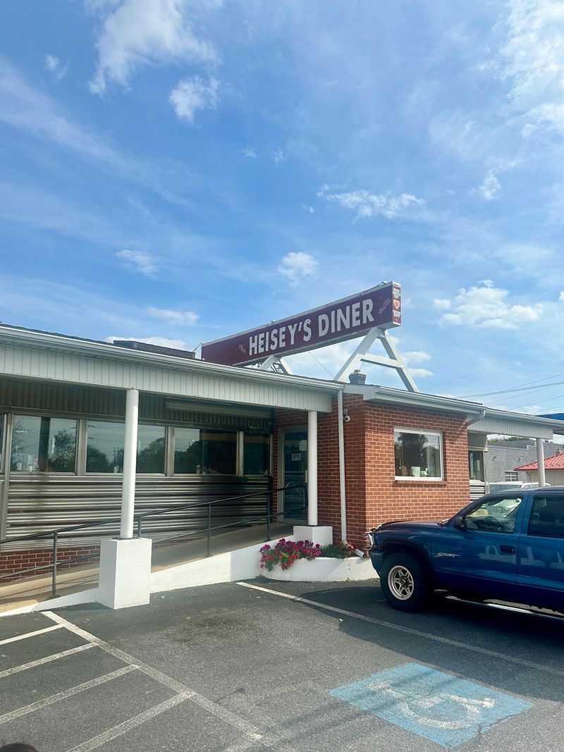 Route 72 Location Makes It an Easy Lebanon Stop Route 72 Location Makes It an Easy Lebanon Stop