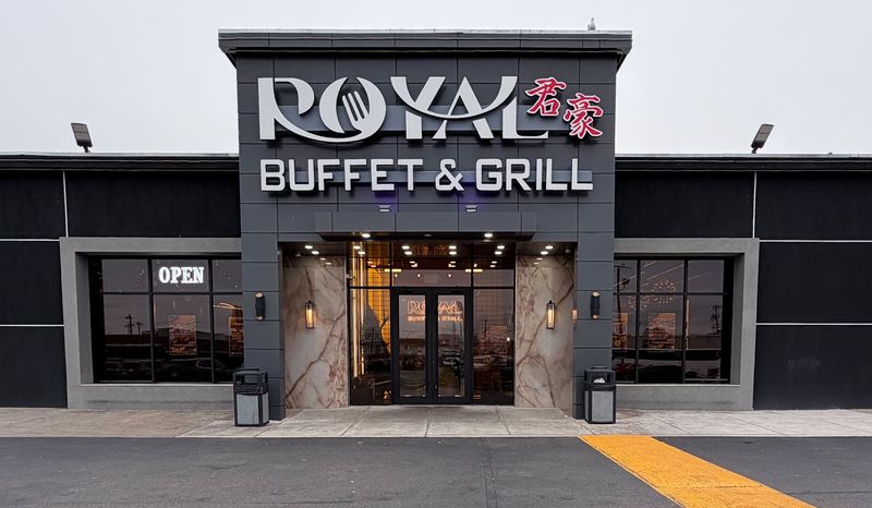 Royal Buffet & Grill - Hamilton Township