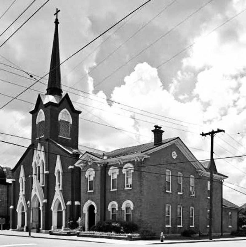 Accessible Downtown Location Near Nashville Farmers Market