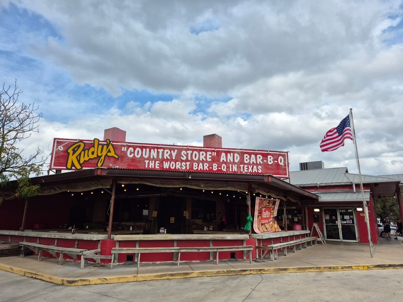 Rudy's Country Store & Bar-B-Q (San Antonio)