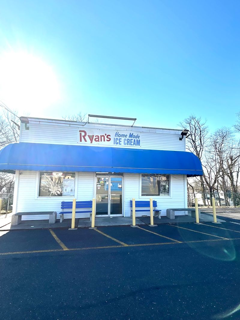 Ryan’s Homemade Ice Cream - Tinton Falls Ryan’s Homemade Ice Cream - Tinton Falls