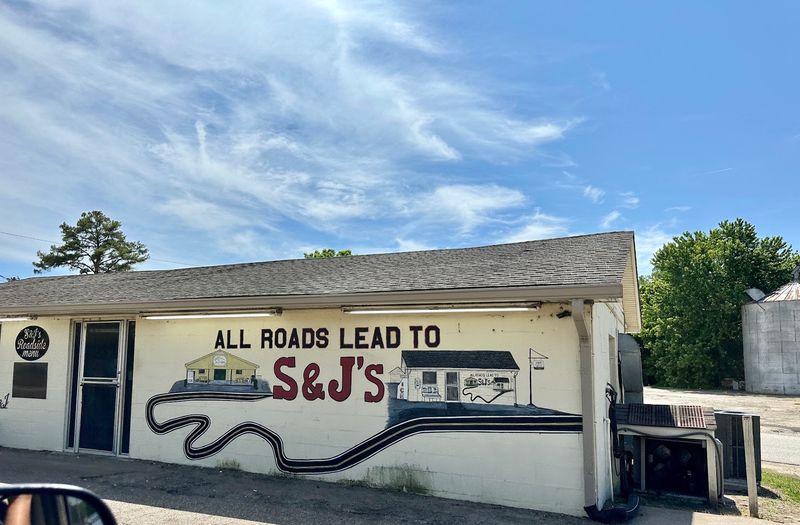 S&J Roadside Market, Bells S&J Roadside Market, Bells