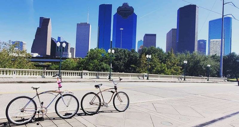 Sabine Promenade (Houston) Sabine Promenade (Houston)