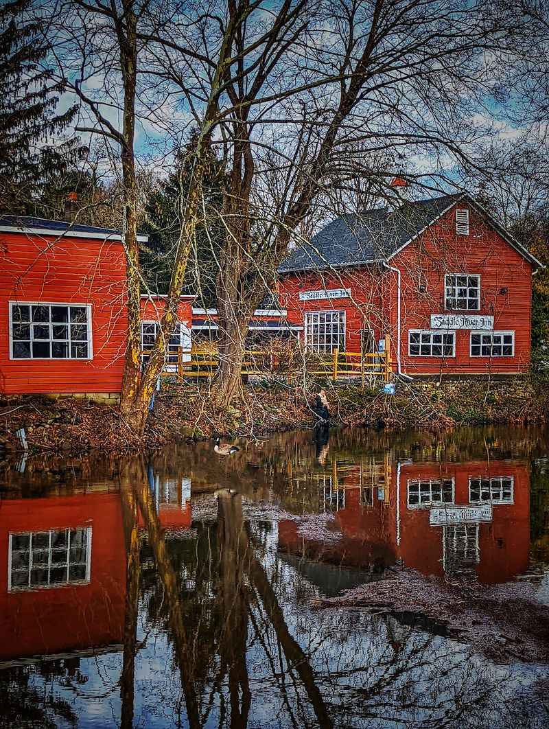 Saddle River Inn - Saddle River