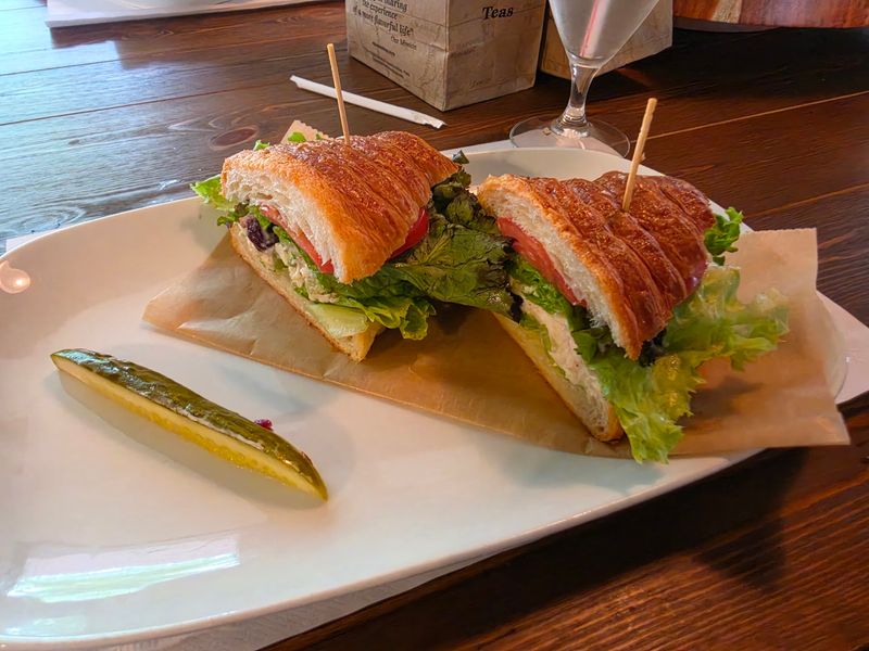 Sandwiches Take Center Stage Sandwiches Take Center Stage
