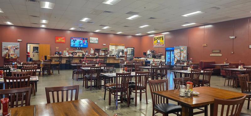 Sandy’s Restaurant And Banquet Room