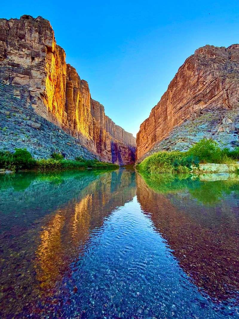 Santa Elena Canyon's Towering Walls