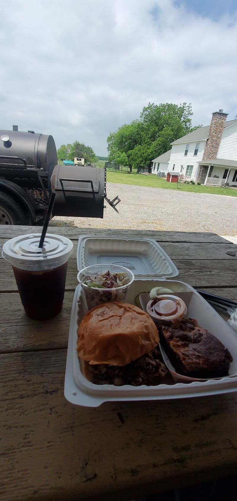 Saturday Burgers And Farm-To-Table Lunches Saturday Burgers And Farm-To-Table Lunches