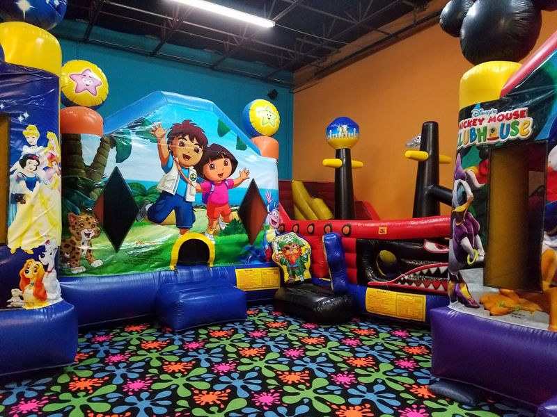 Shenaniganz Entertainment Center (Rockwall)