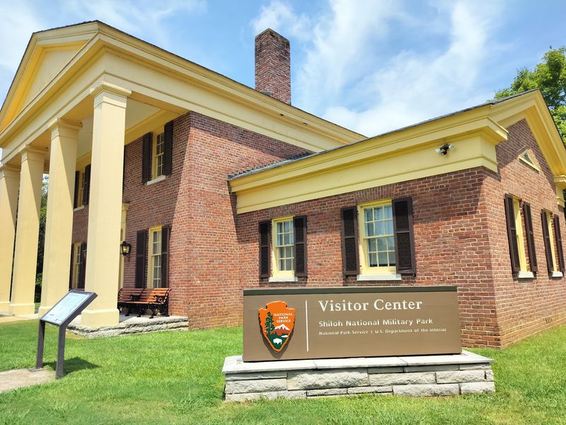 Shiloh National Military Park Visitor Center Museum - Shiloh