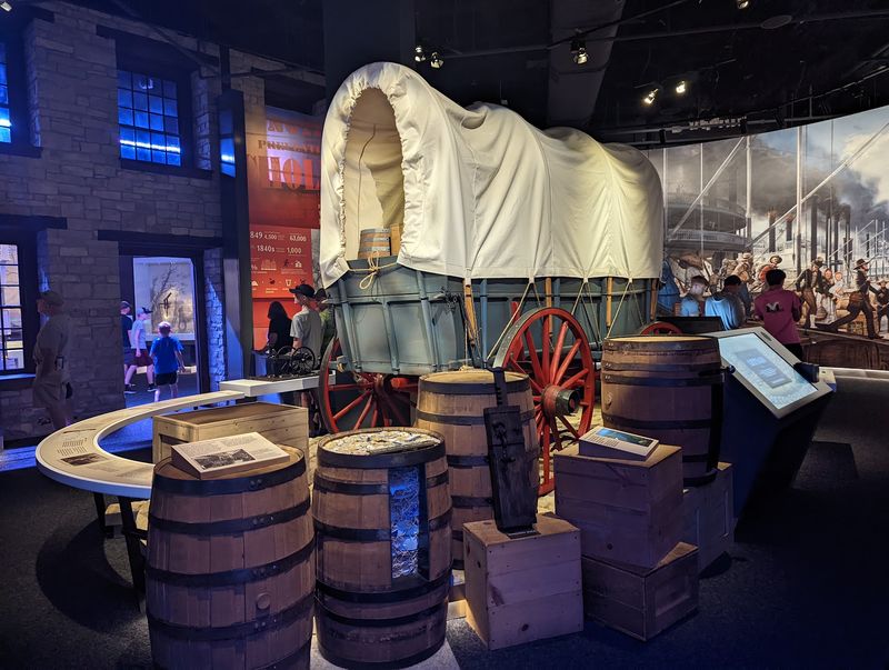 Six Galleries That Make History Feel Real Six Galleries That Make History Feel Real