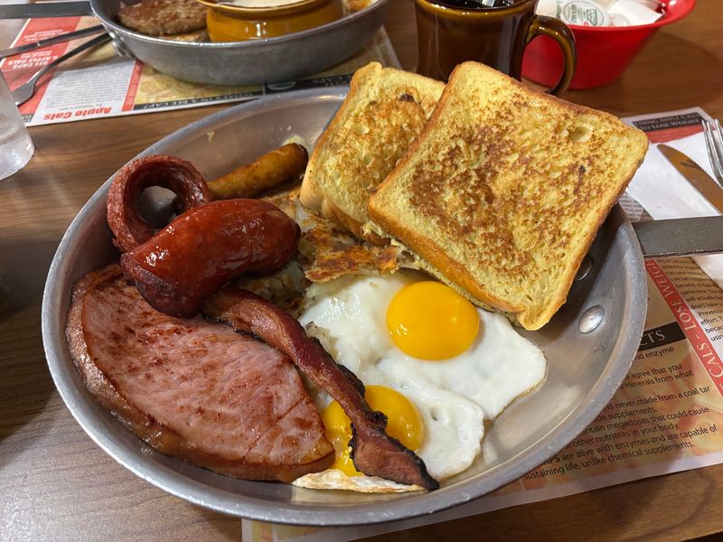 Skillet Servings Make Breakfast Feel Fun Skillet Servings Make Breakfast Feel Fun