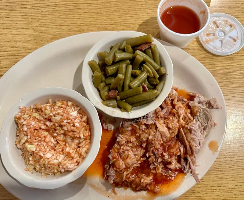 Slow-Cooked Flavor With A Down-Home Feel Slow-Cooked Flavor With A Down-Home Feel