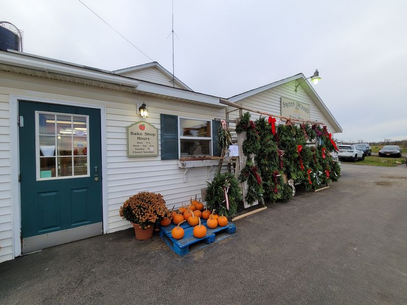 Smith’s Orchard & Bake Shop
