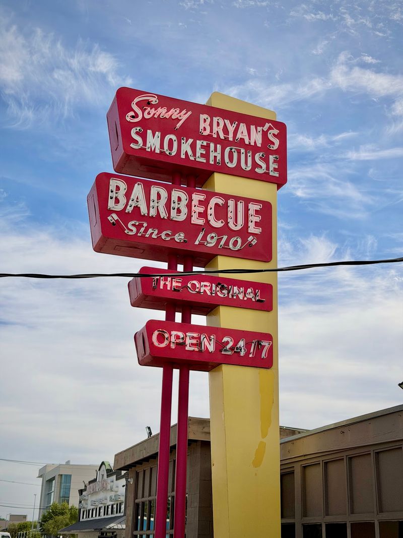 Sonny Bryan's Smokehouse (Dallas)