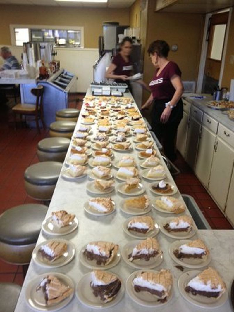 Southern Hospitality From Staff Who Actually Care Southern Hospitality From Staff Who Actually Care