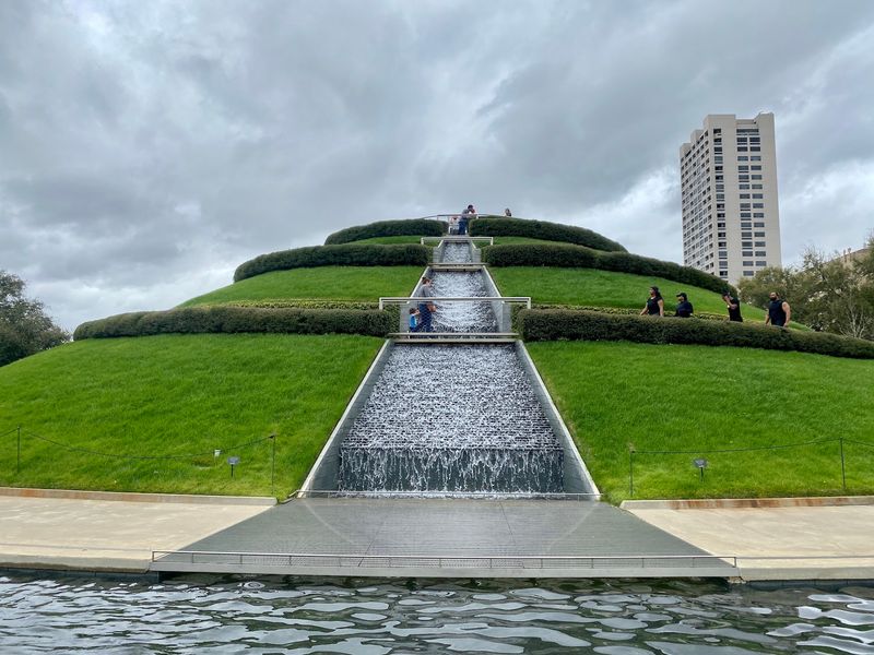 Spend An Afternoon At Hermann Park And McGovern Centennial Gardens