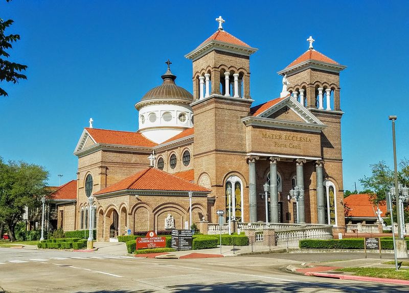 St. Anthony Cathedral Basilica (Beaumont) St. Anthony Cathedral Basilica (Beaumont)