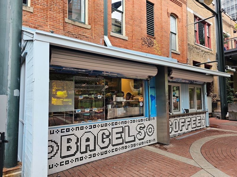 Starship Bagel (Dallas)