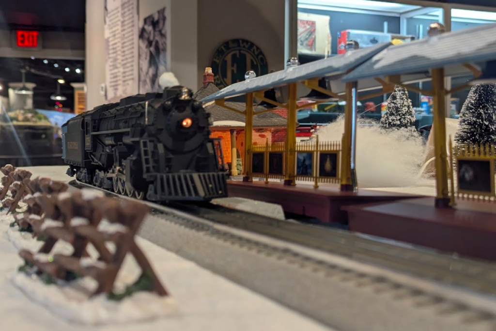 Step Inside This Tennessee Museum and Discover an Entire World of Tiny Trains
