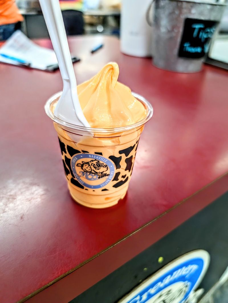 Straight From the Herd at MOO-ville Creamery, Nashville Straight From the Herd at MOO-ville Creamery, Nashville