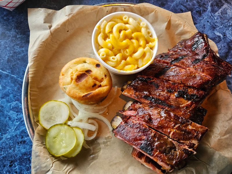 Sugar's Ribs, Chattanooga