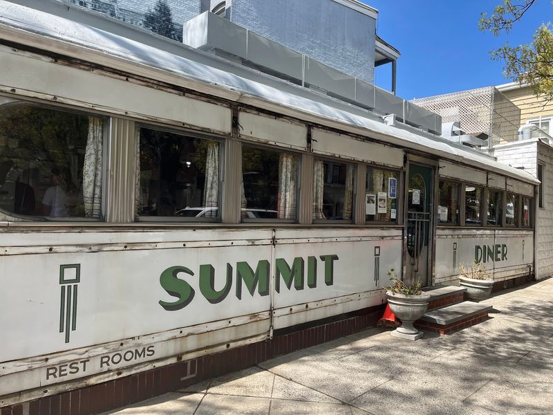 Summit Diner - Summit