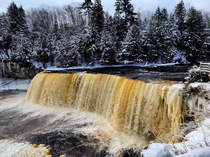 Tahquamenon Falls State Park, Paradise Tahquamenon Falls State Park, Paradise