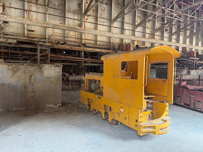 The 15-Ton Locomotive Waiting Indoors The 15-Ton Locomotive Waiting Indoors