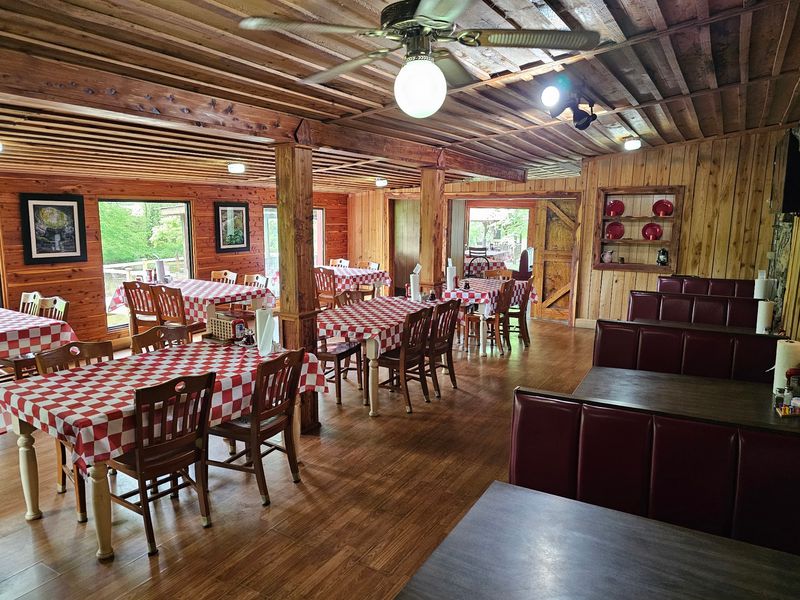 The Alpine, Waynesboro The Alpine, Waynesboro