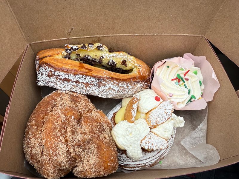 The Baked Goods That Keep People Coming Back The Baked Goods That Keep People Coming Back